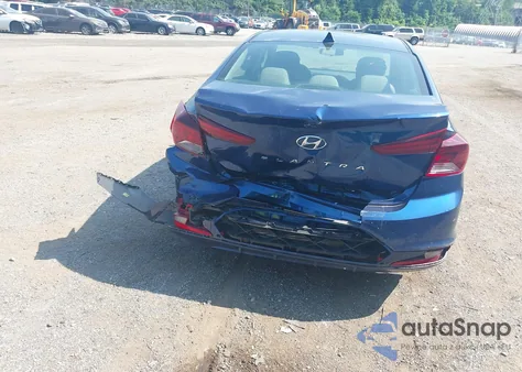 2019 Hyundai Elantra Sel z USA, uszkodzony, nr VIN 5NPD84LF0KH478250